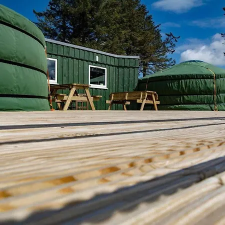 Green Yurt With Hot Tub - Sleeps 3 Parking & Wifi Turriff Exterior photo